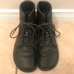 VIVO Barefoot shoes combat boots size 8